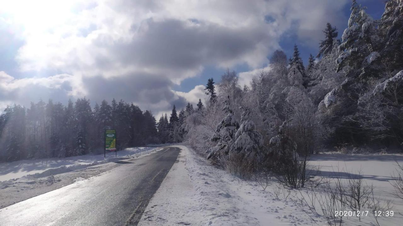 Agroturystyka Chata Za Wsia Uscie Gorlickie Екстериор снимка